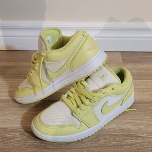 Jordan 1 Low 'Limelight' Sneakers